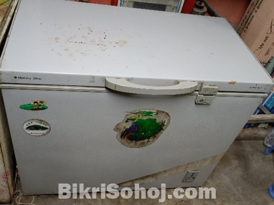 সেগেনাল মিনিস্টার বেন্ডের ফ্রিজ